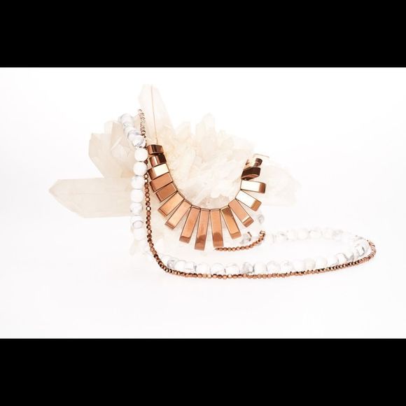 Hematite & Howlite Statement Crystal Necklace Gold Plated - Picture 4 of 5